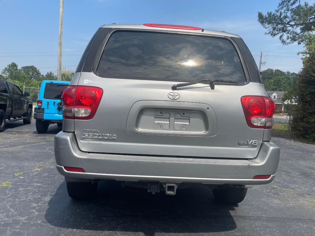 2006 Toyota Sequoia SR5 - Photo 6