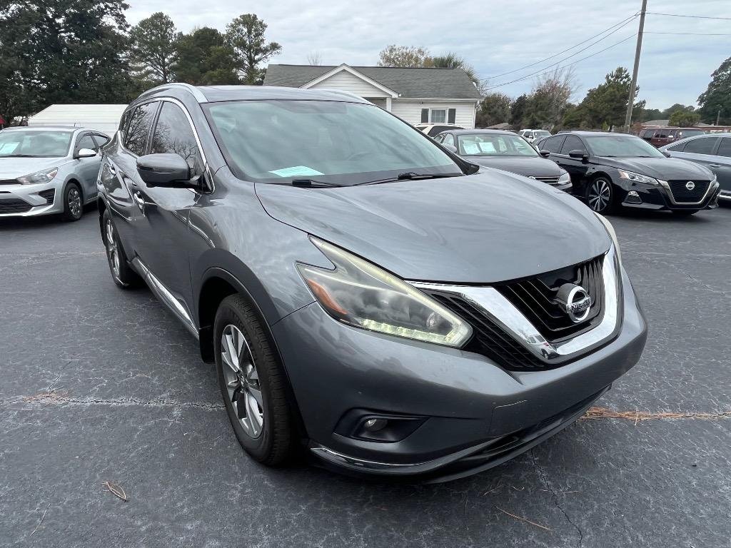 2018 Nissan Murano SL's photo