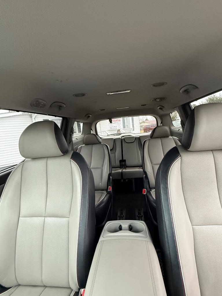 2019 Kia Sedona EX - Photo 12