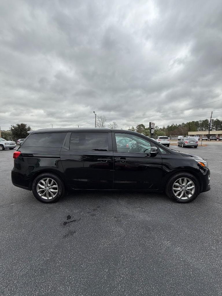 2019 Kia Sedona EX - Photo 8