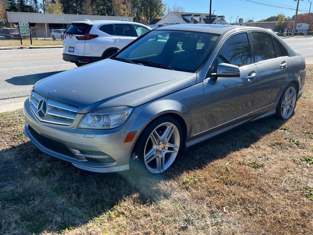 2011 Mercedes-Benz C-Class's photo