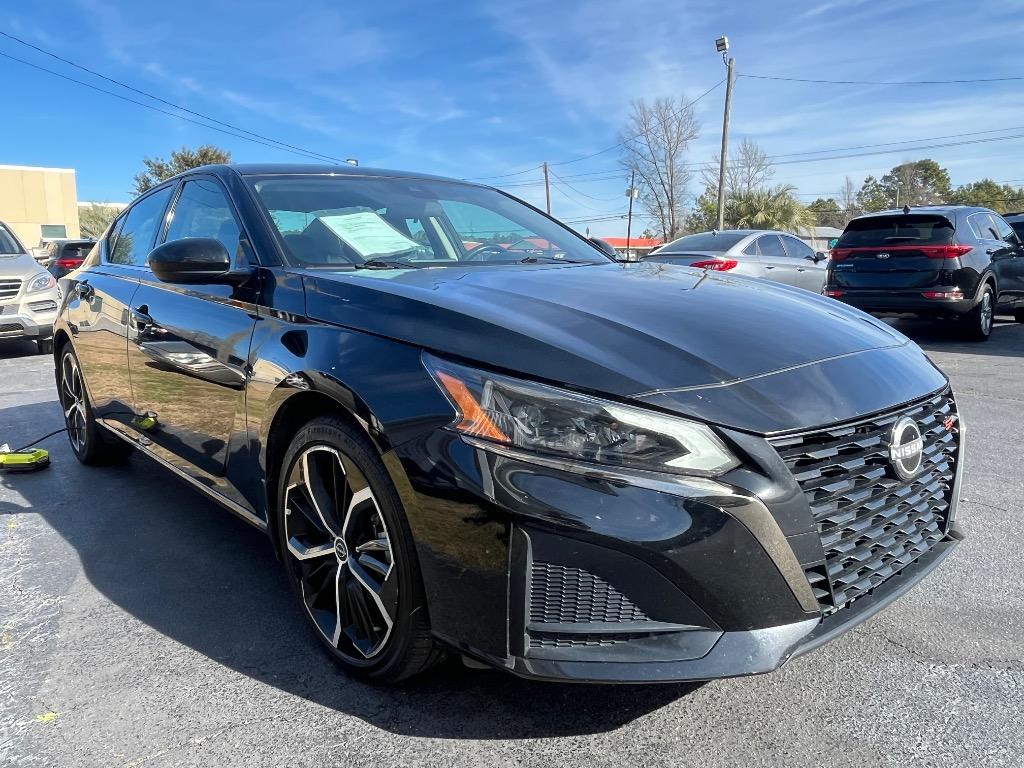 2024 Nissan Altima SR